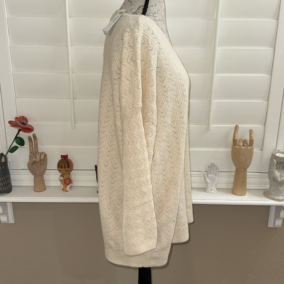 Chico's Drama Cable Pullover V-neck Sweater Oatmeal - Picture 6 of 14